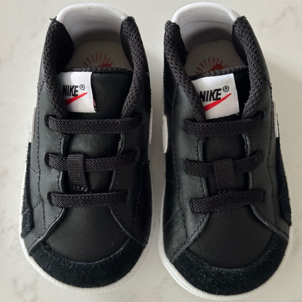 Nike Blazer Mid Crib Sneaker